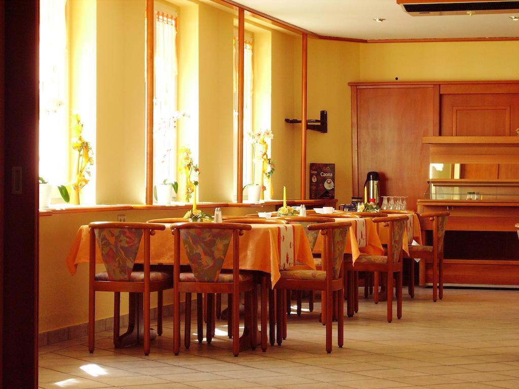 קמניץ Hotel Siegmar Im Geschaftshaus מראה חיצוני תמונה